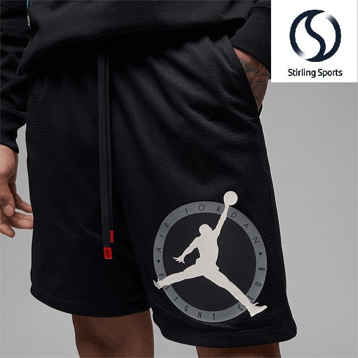 Reasons To Choose Sports Shorts To Hit The Gym